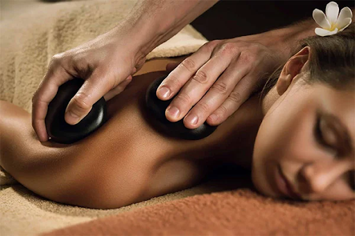 Đội ngũ kỹ thuật viên tại Massage Nuru OSUKA đều là những chuyên gia có kinh nghiệm, tay nghề cao