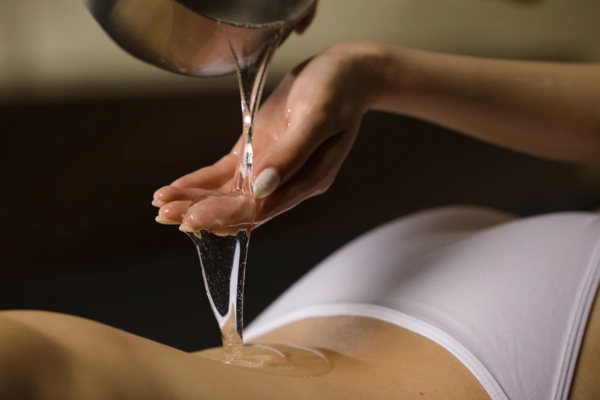 Massage Nuru là một phương thức giải tỏa căng thẳng