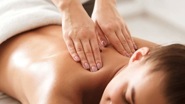 Massage Oasis (Massage Nuru)