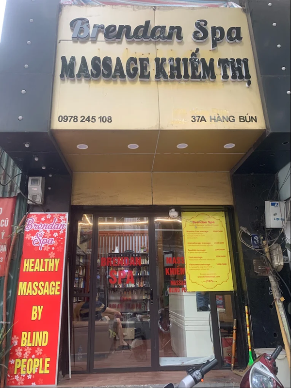Tẩm Quất Người Mù Brendan Spa