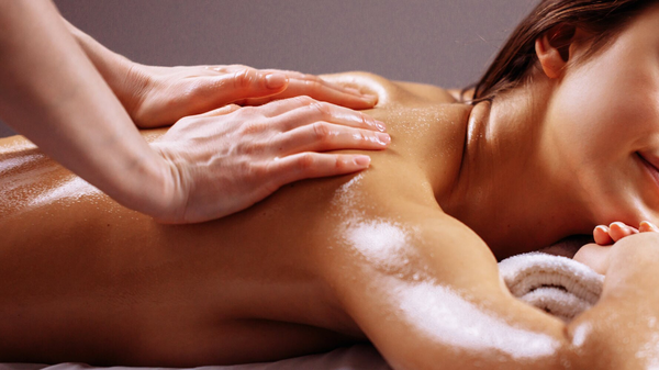 Những lợi ích đối với sức khỏe khi trải nghiệm massage Aroma